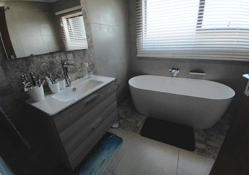 4 Bedroom Property for Sale in Baysvalley Free State